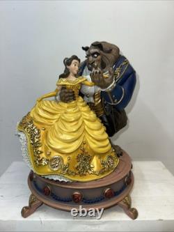 2016 Beauty and The Beast Disney Store Music Musical Box Figurine LE 210/1100