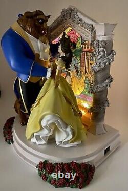 BEAUTY AND THE BEAST Light-Up LED Figure Disney Showcase NIB Stain Glass Scene