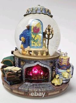 Disney 1991 Beauty and The Beast Lighted Musical Snow Globe The Enchanted Love