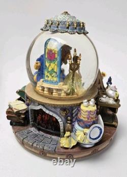 Disney 1991 Beauty and The Beast Lighted Musical Snow Globe The Enchanted Love