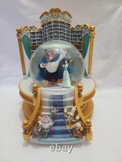 Disney BEAUTY AND THE BEAST in the Library with Their Friends Snowglobe ©1991
