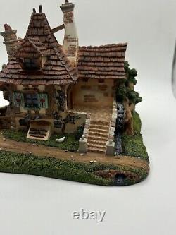 Disney Beauty And The Beast French Village Belle & Maurice's Cottage With Box