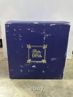 Disney Beauty And The Beast French Village Belle & Maurice's Cottage With Box