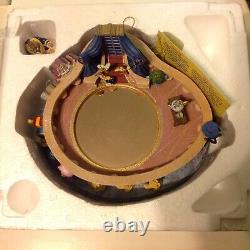 Disney Beauty & The Beast Musical Motion Figurine Music Box