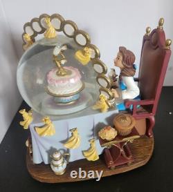 Disney Beauty & The Beast plates snow-globe rare and it is beautiful