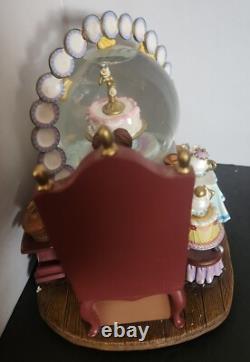 Disney Beauty & The Beast plates snow-globe rare and it is beautiful
