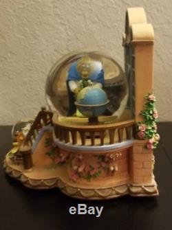 Disney Beauty and The Beast Belle Library Music Snowglobe Globe with Blower 1991