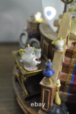 Disney Beauty and The Beast Music Snow Globe Fireplace Working Lights Mint withBox