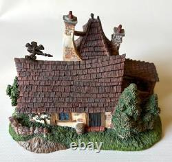 Disney Beauty & the Beast 4pc French Village Cottage, Well, Bridge & Pub. RARE
