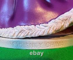 Disney PRINCESS BELLE of BEAUTY & THE BEAST LE Holiday Statue 14 1/2 Christmas
