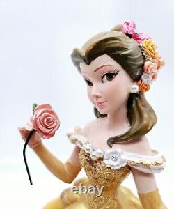 Disney Showcase Belle Figurine Beauty and the Beast Couture de Force in Box