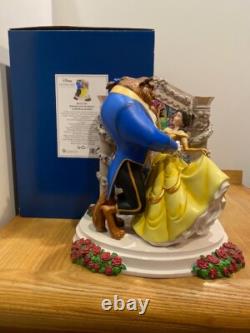 Disney Showcase Belle and Beast Light Up Diorama #6010730 Beauty & the Beast New