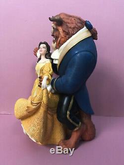 Disney Showcase Couture de Force 2020 Belle Beauty and the Beast Waltz Figurine