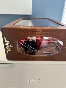 Disney Store Beauty and the Beast 17 Gaston Limited Edition Doll 1 of 2500 NIB