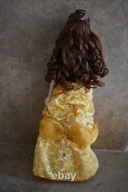 Disney beauty and the beast Magic Mirror 17 limited edition light up belle doll