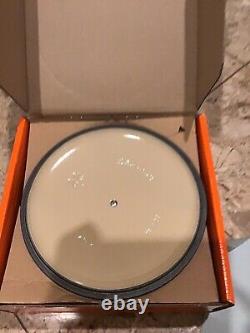 Le Creuset Beauty And The Beast Disney Cast Iron Soup Pot New In Box
