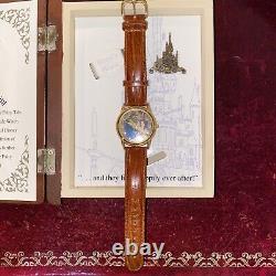 NEW-Disney Watch & PIN Beauty & the Beast Limited Edition Fairy Tale Collection