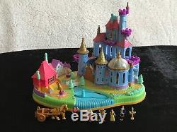 Polly Pocket Disney Beauty & The Beast Magical Magnetic Castle Play Set