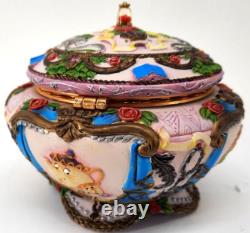 Rare Disney Wonderland Beauty and The Beast Belle Jewelry Box Type Music Box