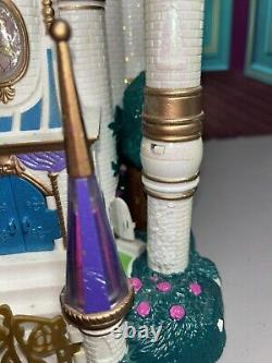 Vintage 1998 Trend Masters Beauty & The Beast Castle Lights Up Complete Figures