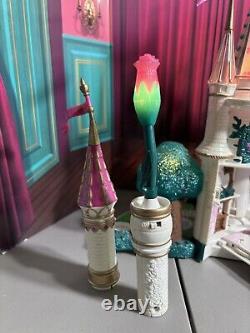 Vintage 1998 Trend Masters Beauty & The Beast Castle Lights Up Complete Figures