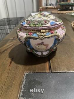 Vintage Walt Disney Beauty And The Beast Music Box