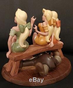 WDCC Beauty And The Beast Tavern Girls & Le Fou Sitting Pretty Disney Figurine