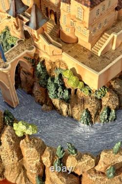 WDCC Disney Beauty & the Beast Beast's Castle Enchanted Places withBox Retired