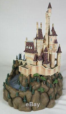 WDCC Disney Classics The Beasts Castle Beauty & the Beast With Box & COA